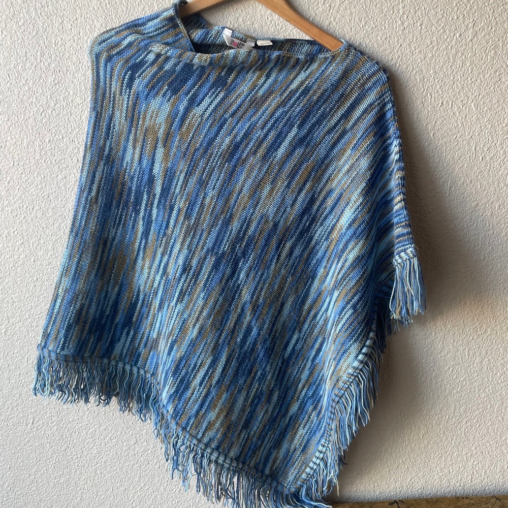 Pout Womens Poncho One Size Blue Acrylic Knit Fringe Space Dye Boho Made in USA